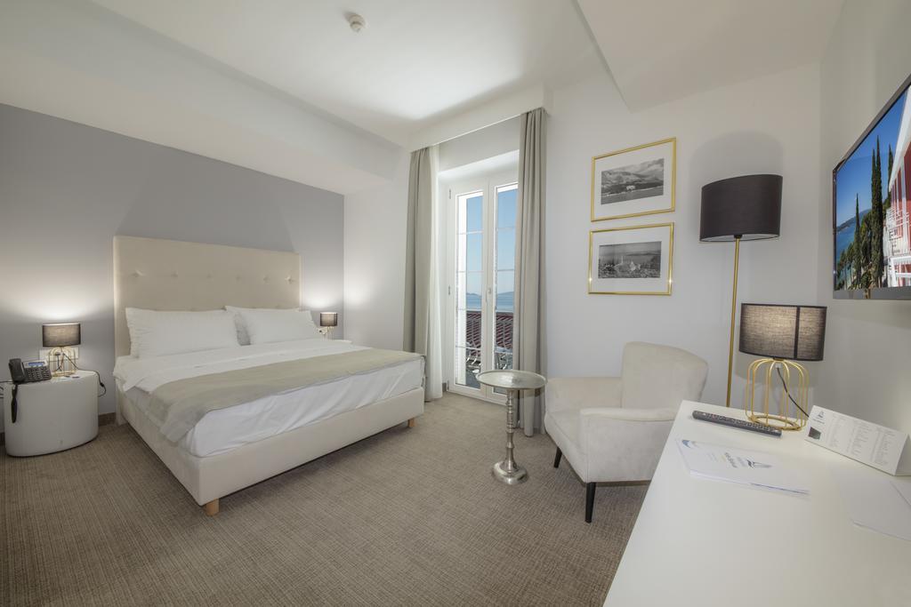 Aminess Younique Bellevue Hotel Оребич Екстер'єр фото